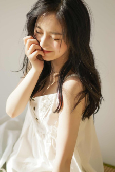 厨房里我扒了孕妇的内裤
